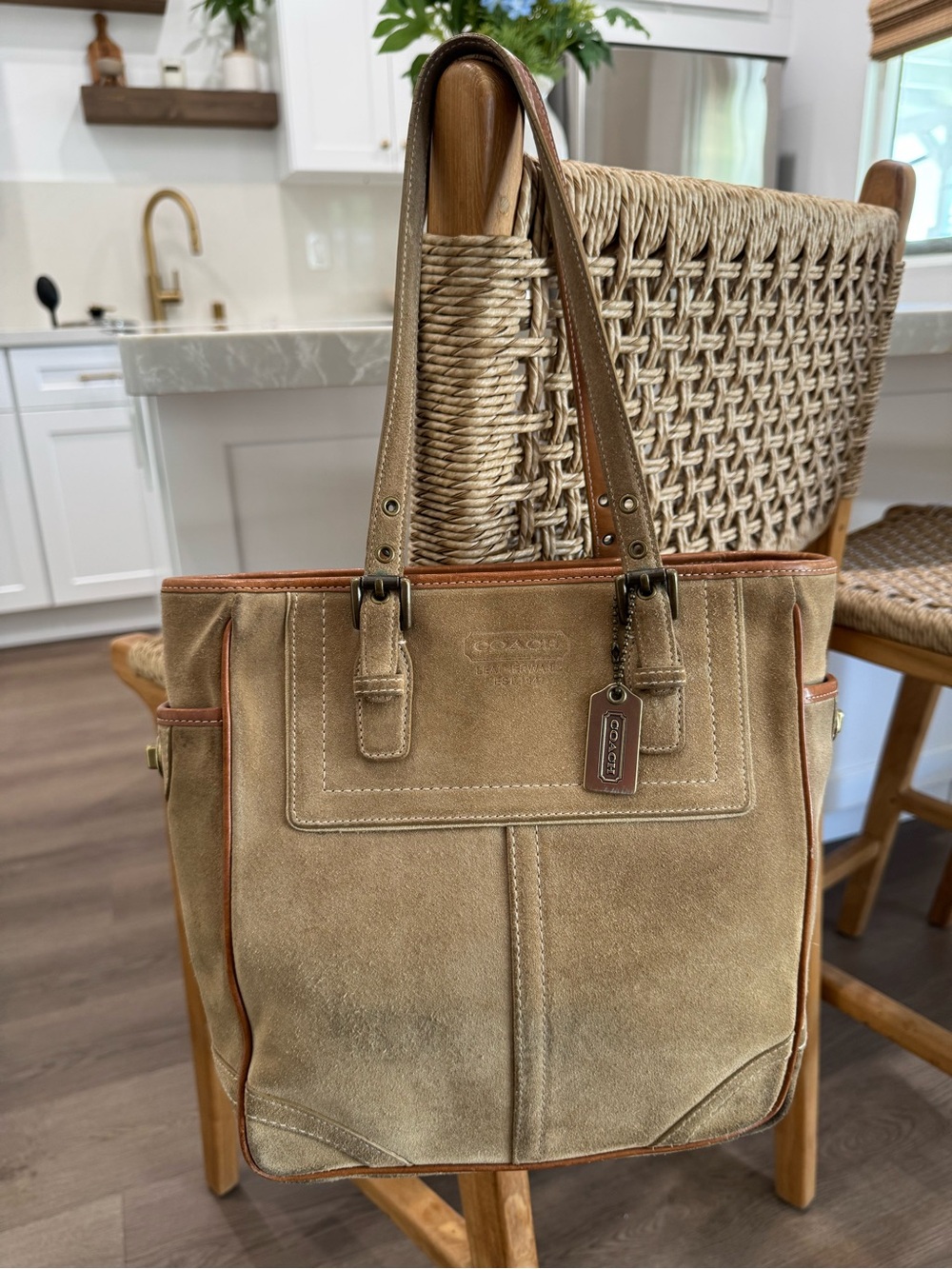 Vintage Coach Y2K Tan Brown Suede Leather Trim Tote Shoulder Bag Purse #F10410 - Picture 5 of 17